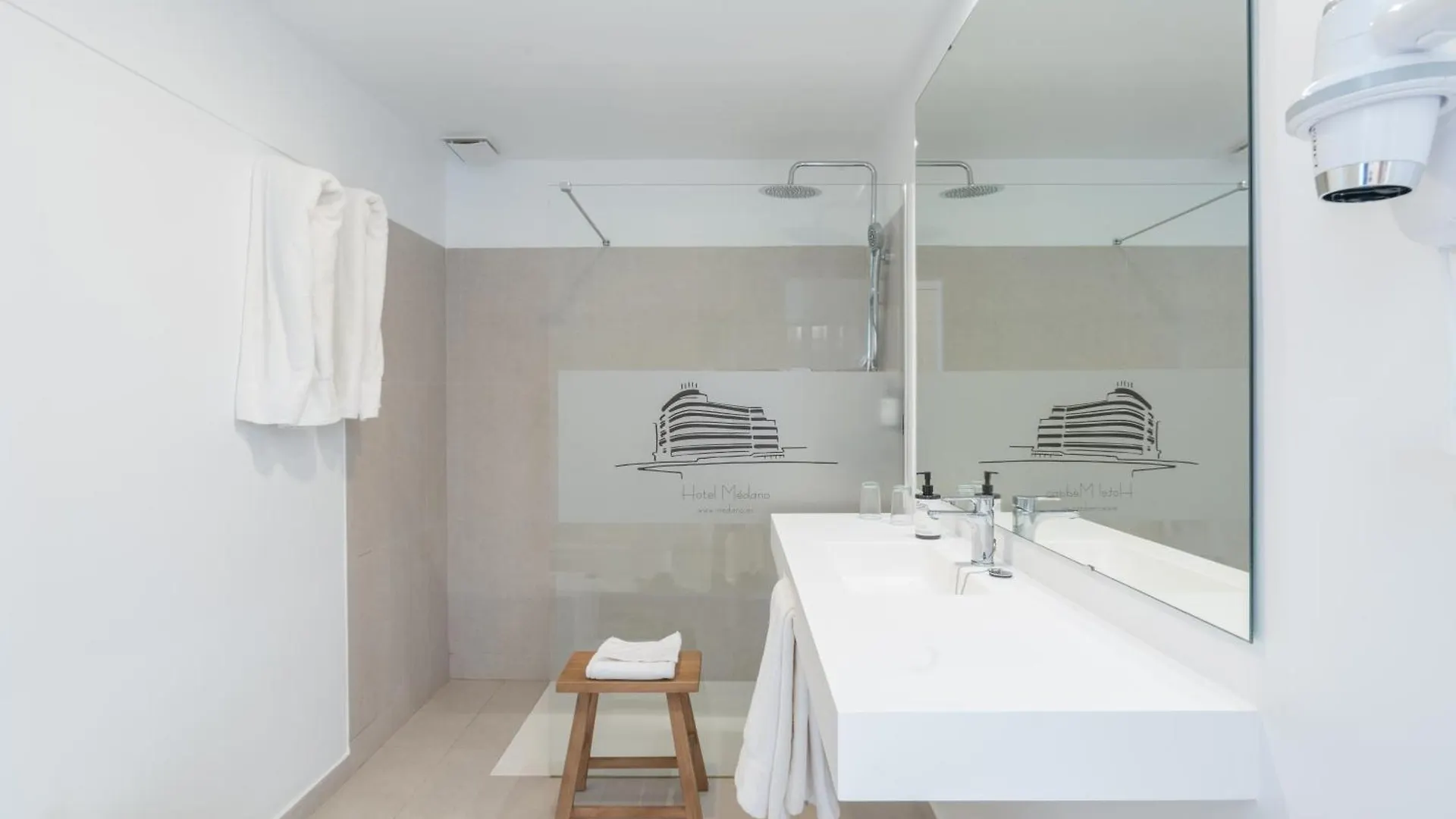 Hotel Medano 3*, El Medano (Tenerife) Spain