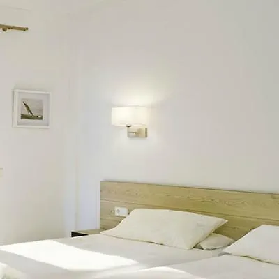Hotel Medano 3*, El Medano (Tenerife) Spain